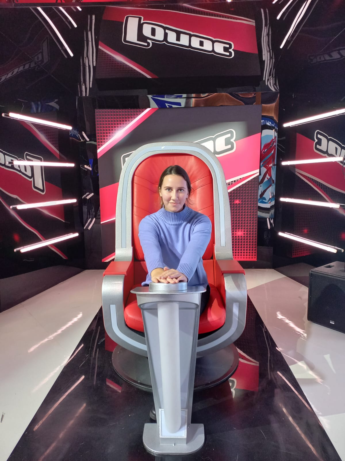 Студентка группы 22ИПД1 ИФФ стала гидом-волонтёром на ВДНХ «Моя Россия» в Москве